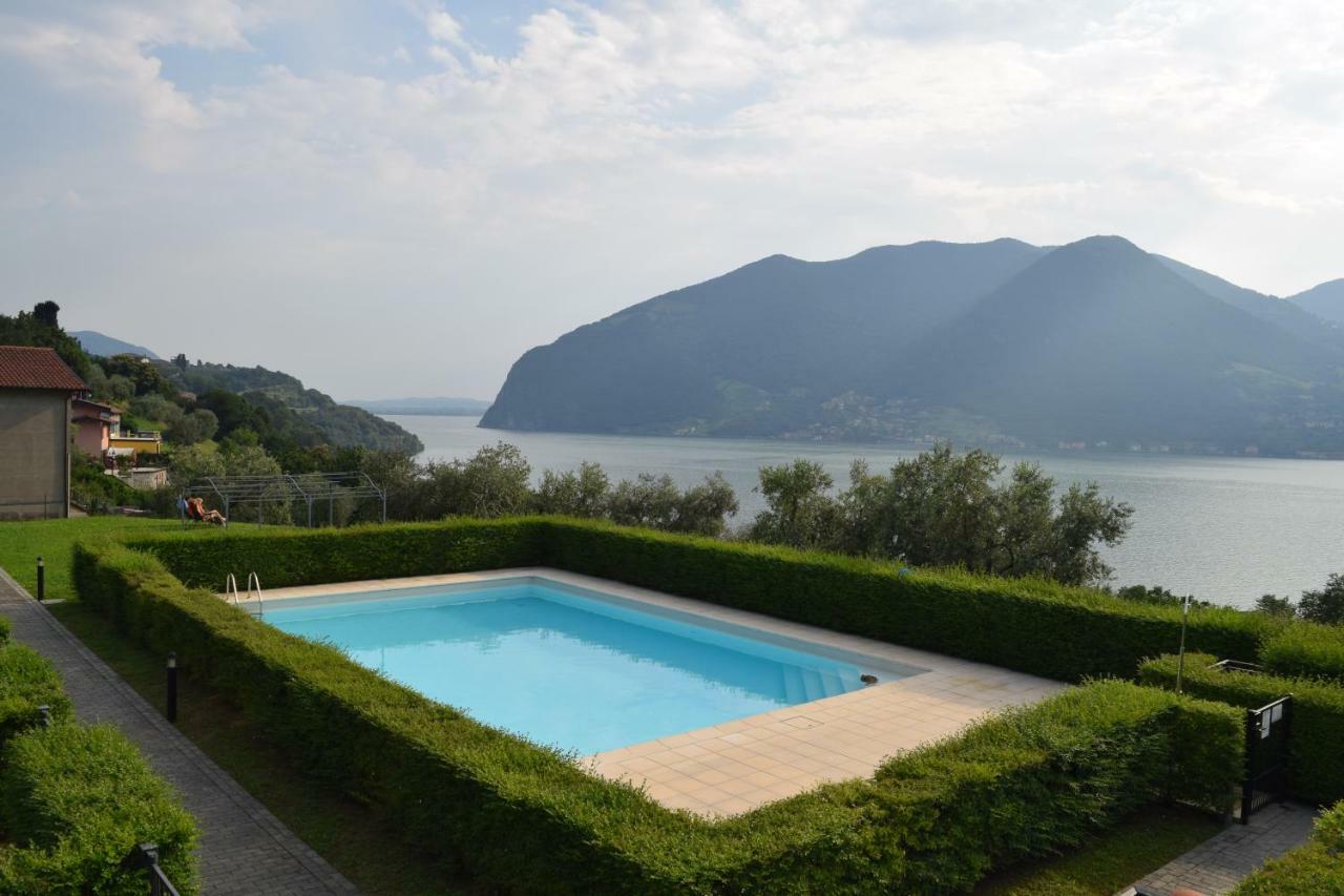 Appartamento Agnesi Monte Isola Exterior photo