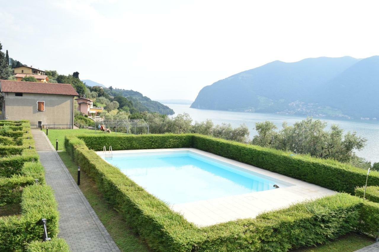 Appartamento Agnesi Monte Isola Exterior photo